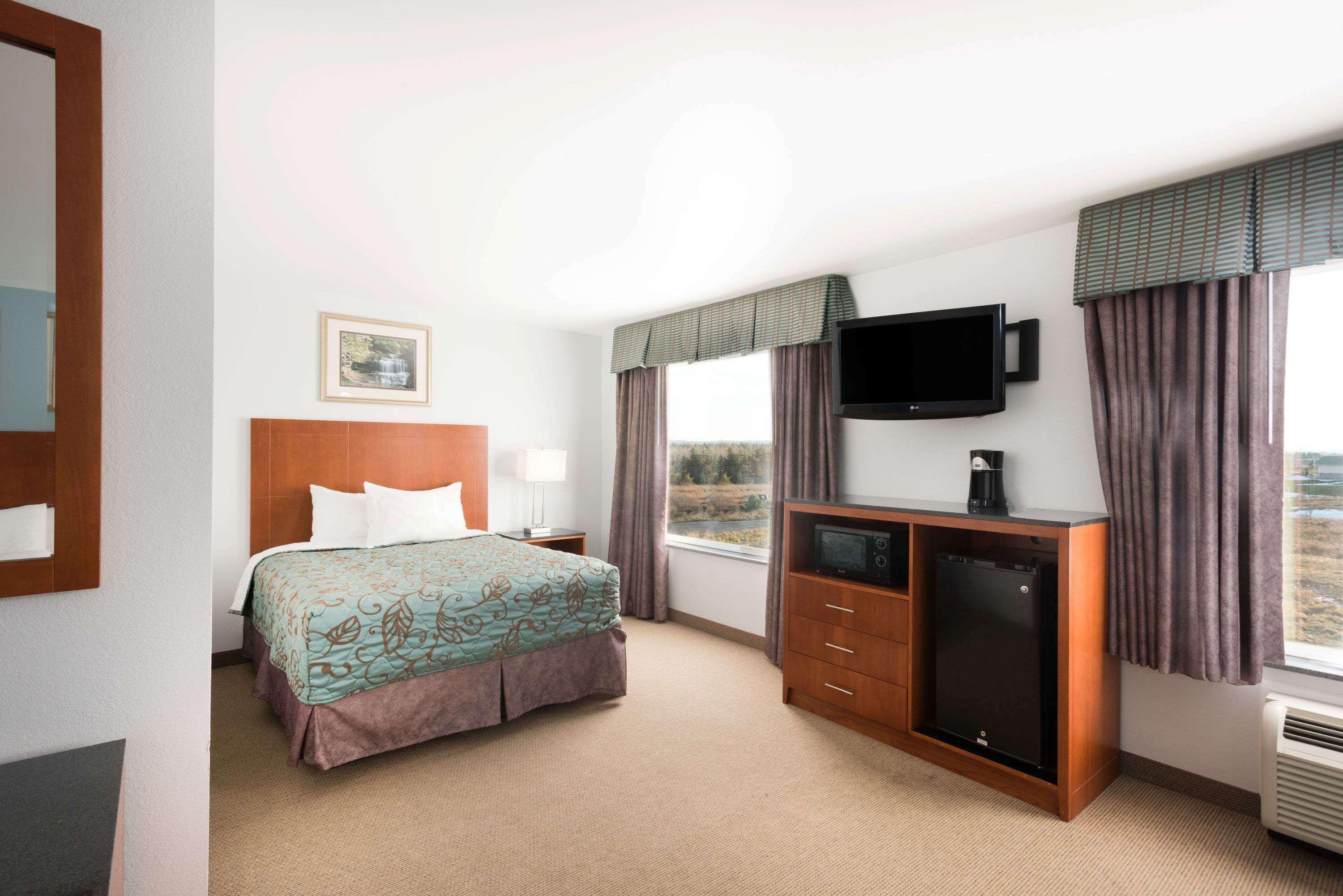 Days Inn By Wyndham Watertown Fort Drum Evans Mills Buitenkant foto