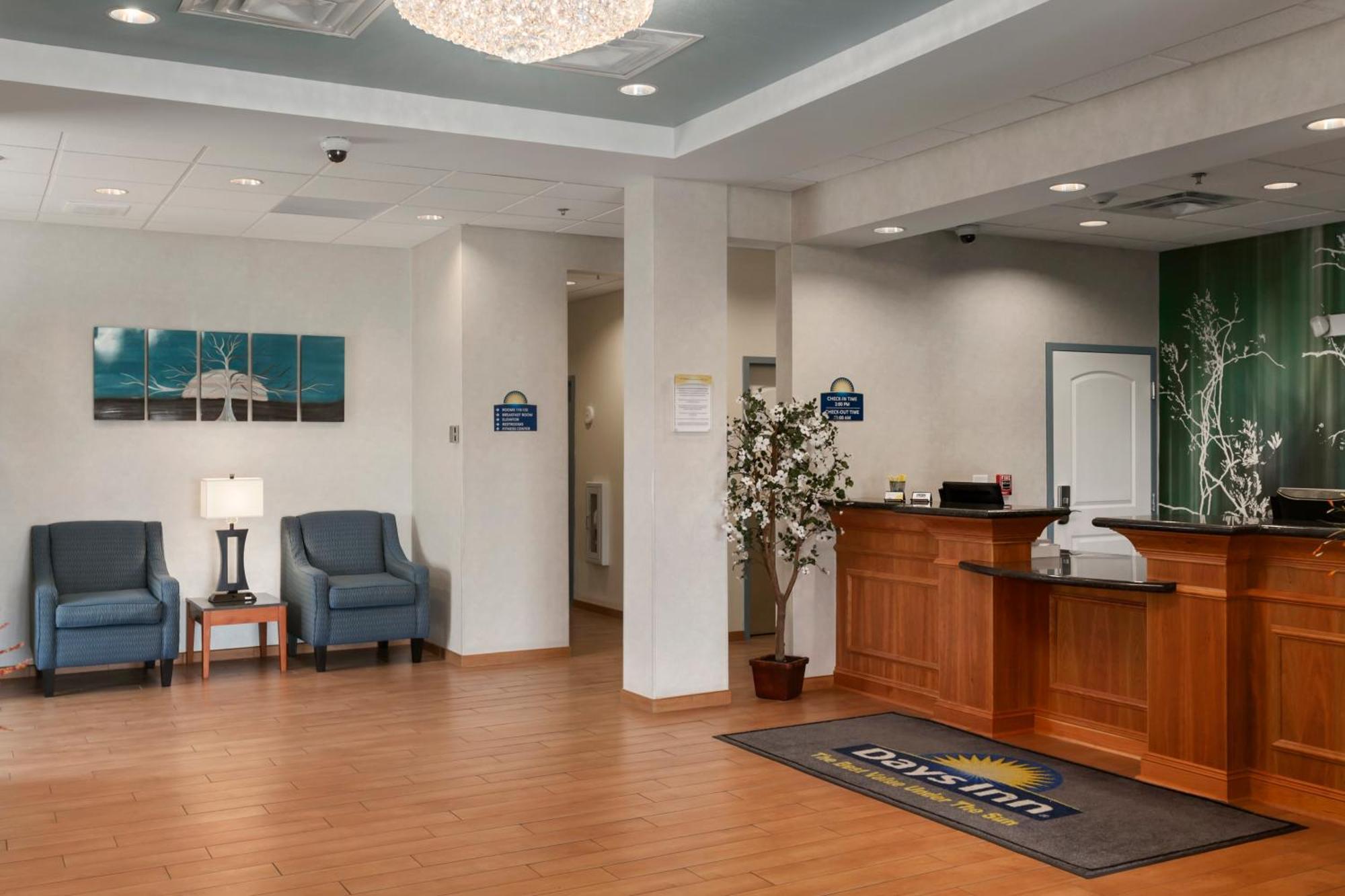 Days Inn By Wyndham Watertown Fort Drum Evans Mills Buitenkant foto
