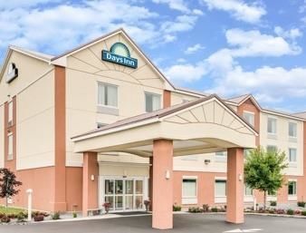 Days Inn By Wyndham Watertown Fort Drum Evans Mills Buitenkant foto